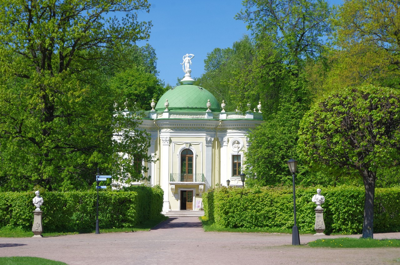 «Решили раз в жизни съездить за границу», — воронежцы оказались среди туристов, пострадавших от разорения «Музенидис Трэвел»